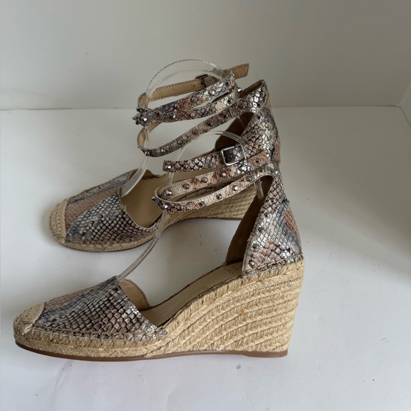 Vince Camuto Vanissa Snake spring Leather Espadrille Wedges Size 8
